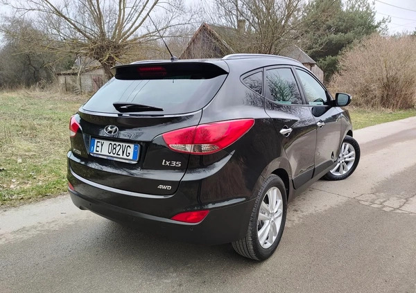 Hyundai ix35 cena 38900 przebieg: 189500, rok produkcji 2010 z Staszów małe 781